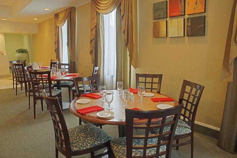 Holiday Inn Washington-Georgetown Restaurant bilde